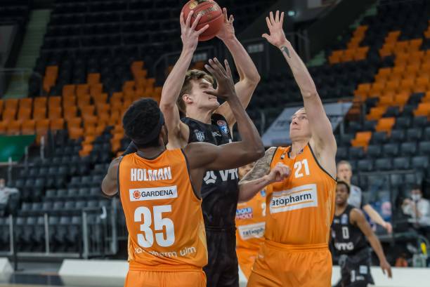 这并不是首 这并不是首