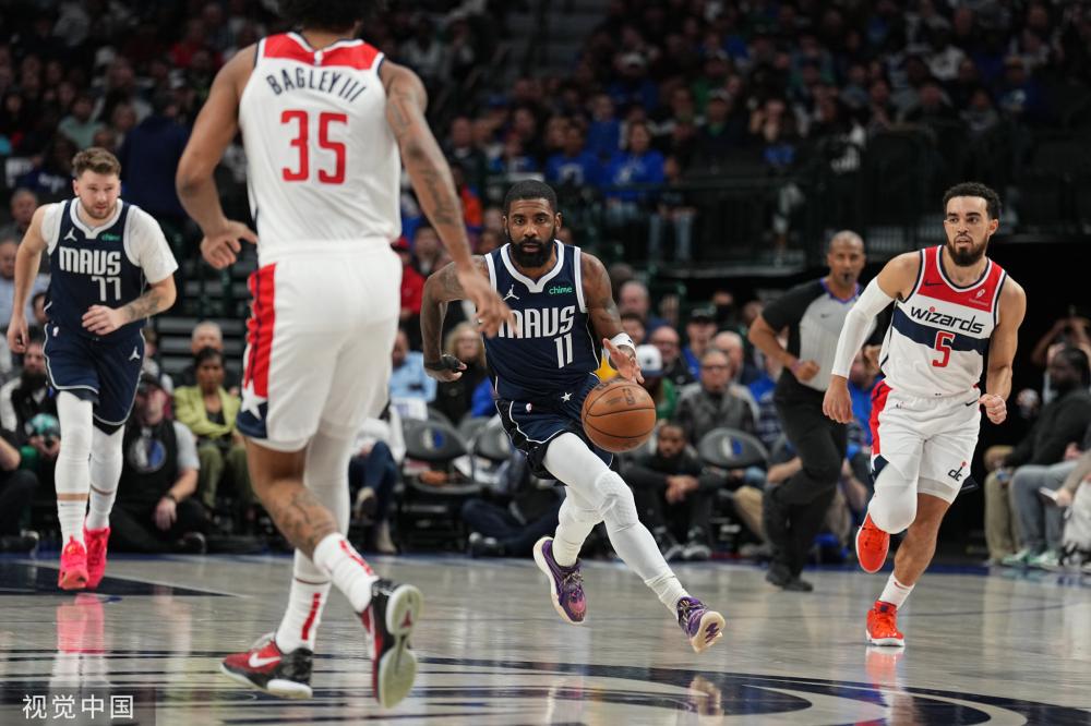 含着复杂的 含着复杂的